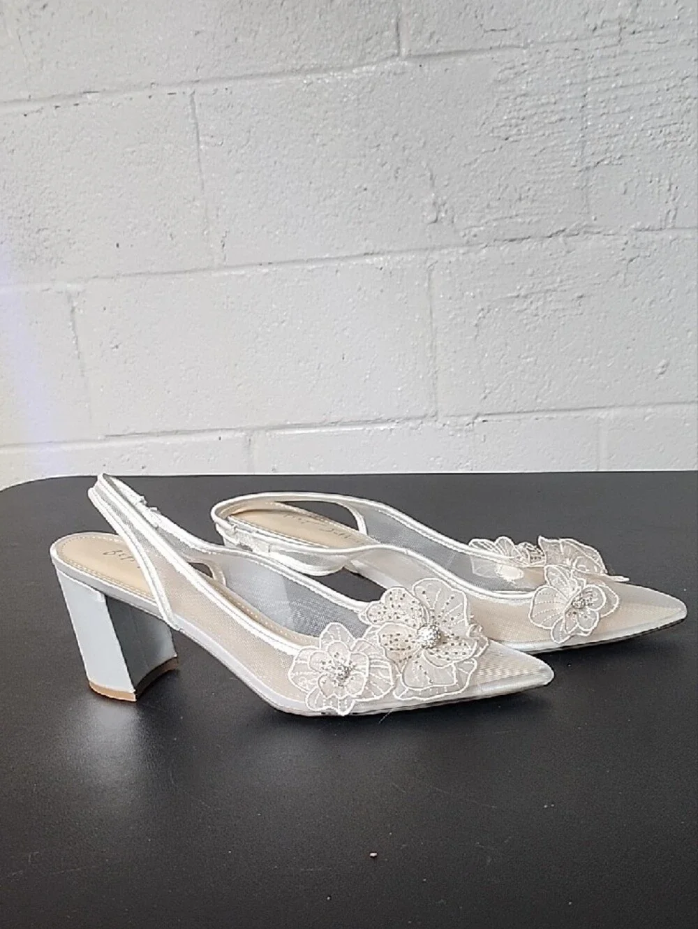 Betsey Johnson Petra  White Floral Applique Pointed Slingback Heels